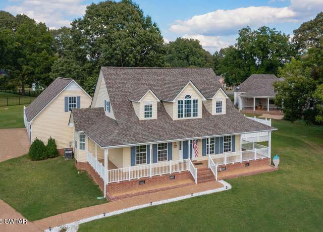 Property at 720 Teri Leigh Cv, Humboldt, TN 38343, 4 beds, 2.5 baths