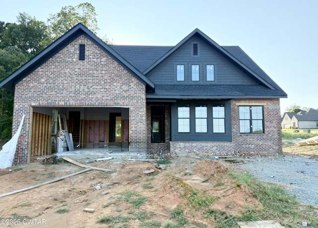 Property at 13 Kings Pond Cv, Jackson, TN 38305, 3 beds, 2.5 baths