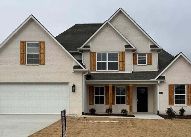 Property at 1044 Southern Hills Dr, Milan, TN 38358, 4 beds, 2.5 baths