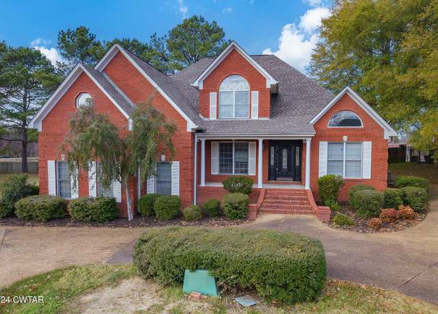 Property at 11 Wyndhurst Dr, Jackson, TN 38305, 5 beds, 2.5 baths