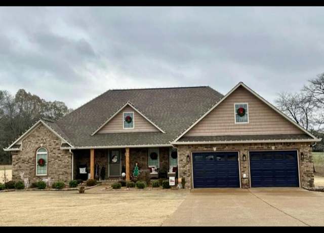 Property at 255 Ridgewood Dr, Henderson, TN 38340
