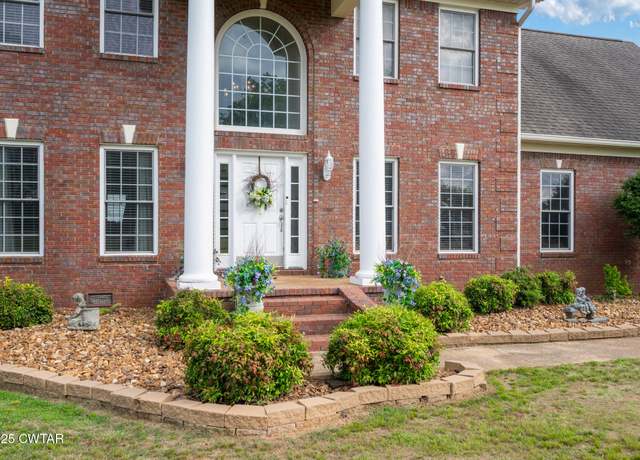 Property at 499 Crazy Doe Rd, Lexington, TN 38351, 4 beds, 2.5 baths