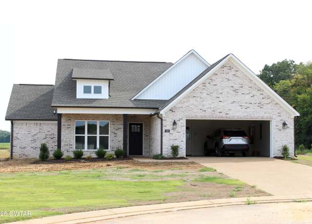 Property at 140 Calumet Cv, Medina, TN 38355, 4 beds, 2 baths