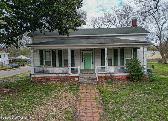 Property at 616 N Washington Ave N, Brownsville, TN 38012, 4 beds, 2 baths