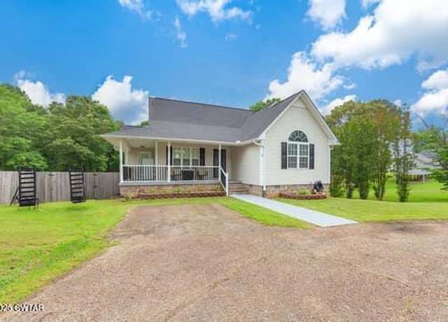 Property at 44 Chandler Cv, Lexington, TN 38351, 3 beds, 2 baths