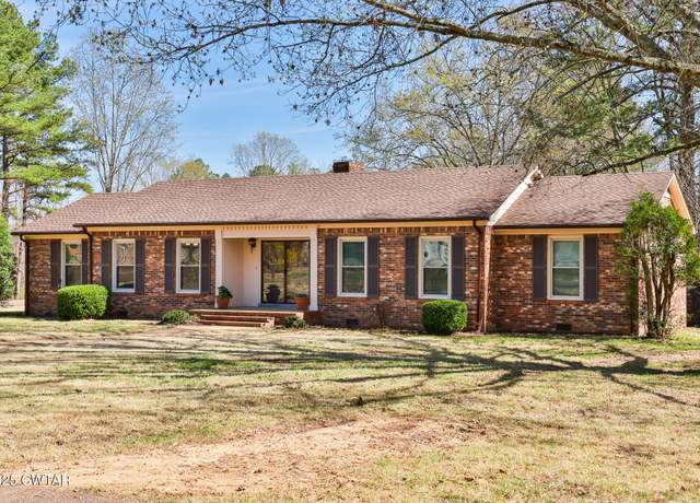 Property at 364 Ridgewood Dr, Dresden, TN 38225, 3 beds, 2 baths