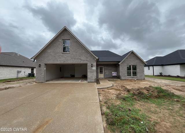 Property at 35 Grande Pines Cv, Jackson, TN 38305, 3 beds, 2 baths