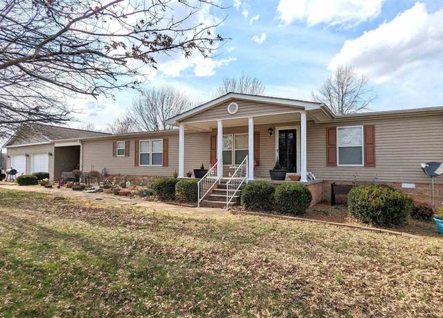 Property at 25 Roundtree Ln, Beech Bluff, TN 38313, 3 beds, 2 baths