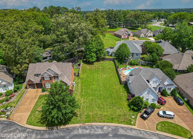 Property at 148 Stanworth Grv, Jackson, TN 38305