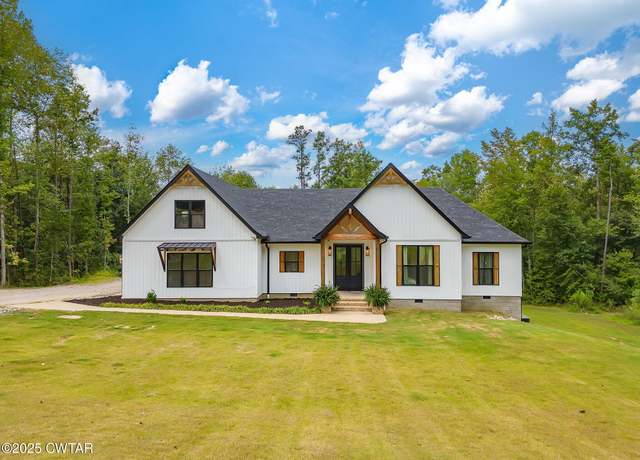 Property at 325 Forrest Hill Rd, Bolivar, TN 38008, 5 beds, 3 baths