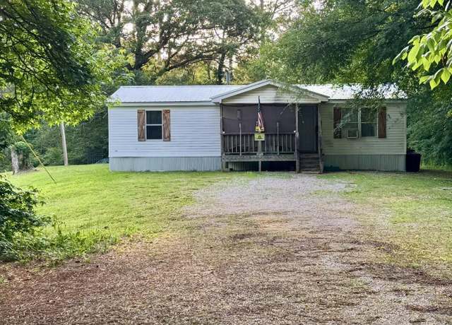 Property at 1310 Deming Rd, Henderson, TN 38340, 3 beds, 2 baths