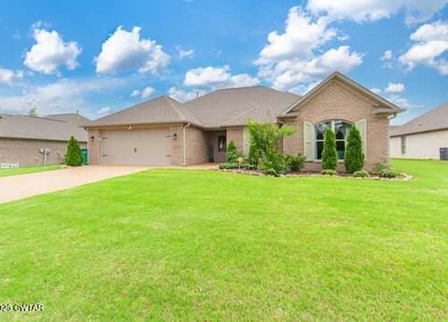 Property at 36 Doe Valley Cv, Jackson, TN 38305, 3 beds, 2 baths