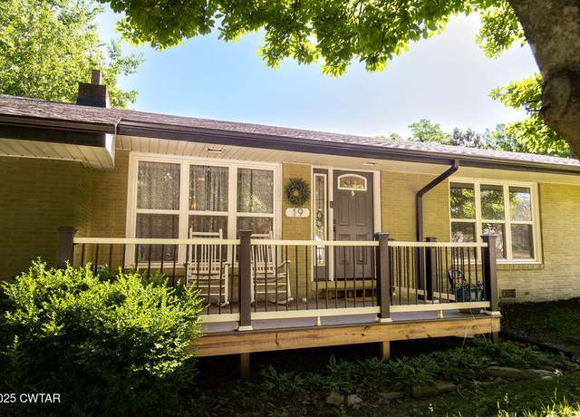 Property at 19 Roberts St, Lexington, TN 38351, 4 beds, 2.5 baths