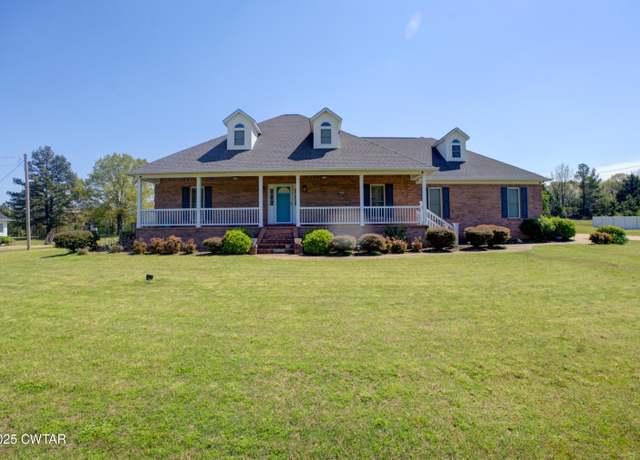 Property at 162 Yoshino Dr, Jackson, TN 38301, 4 beds, 3 baths