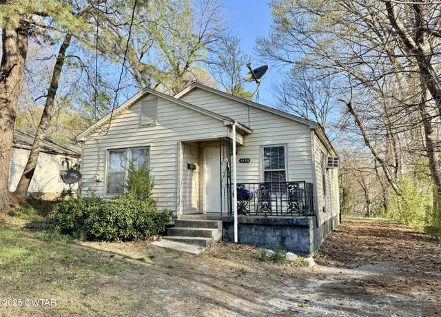 Property at 1026 Tibbs St, Dyersburg, TN 38024, 2 beds, 1 bath