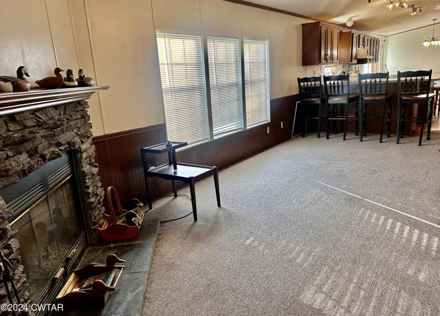 Property at 5674 W Hwy 22, Hornbeak, TN 38232, 5 beds, 2.5 baths