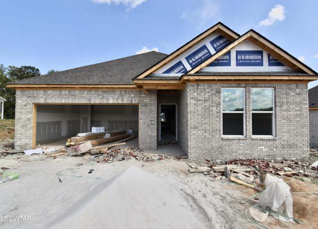 Property at 51 Clarendon Cv, Jackson, TN 38305, 4 beds, 2 baths