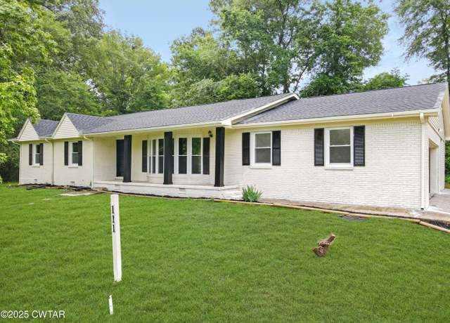 Property at 111 Crestview Cir, Paris, TN 38242, 3 beds, 2 baths