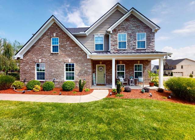 Property at 1607 Oak Dr, Murfreesboro, TN 37128, 4 beds, 3 baths