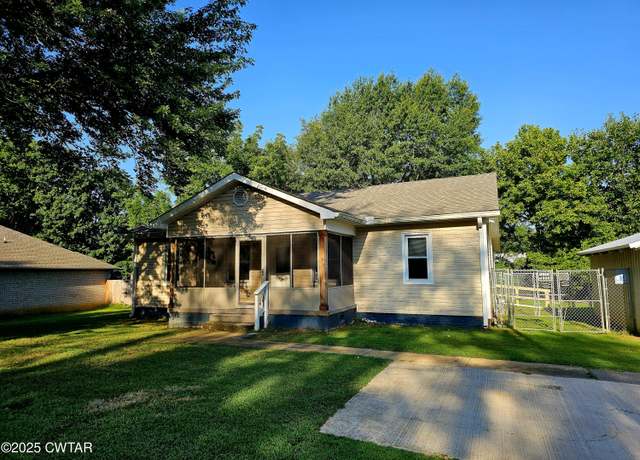 Property at 6043 Stinson St, Milan, TN 38358, 3 beds, 2 baths