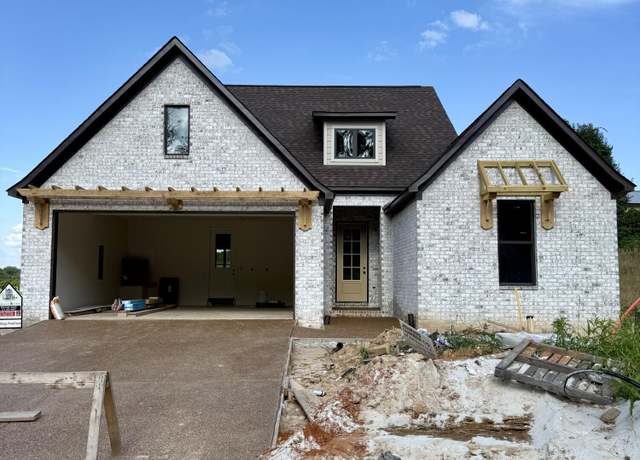 Property at 70 Kings Pond Cv, Jackson, TN 38305, 3 beds, 2 baths