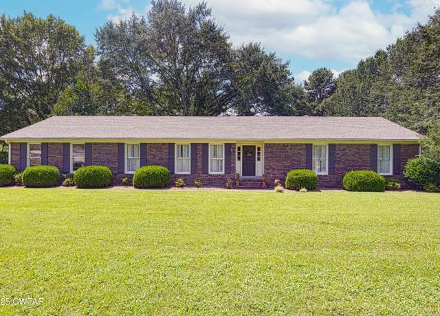 Property at 65 Westchester Ct, Jackson, TN 38305, 3 beds, 2 baths