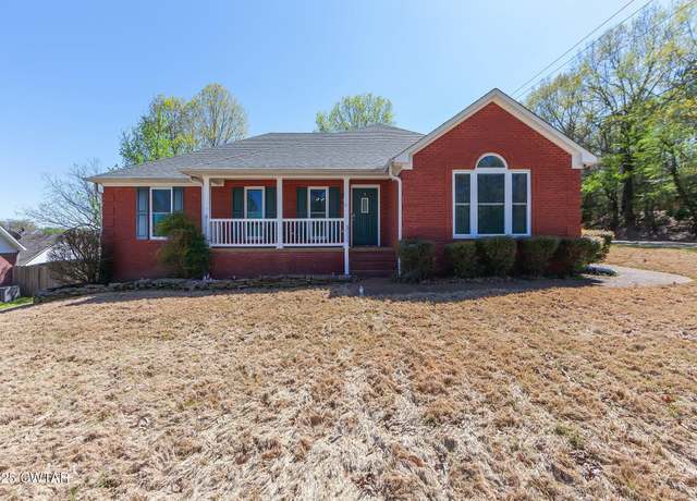 Property at 8 Union Fort Dr, Jackson, TN 38305, 3 beds, 2 baths