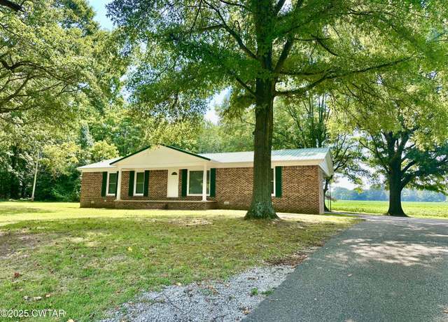 Property at 1532 Mag Duffy St, Humboldt, TN 38343, 3 beds, 2 baths