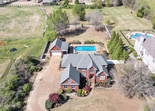 Property at 132 Mcclellan Rd, Jackson, TN 38305, 4 beds, 4.5 baths