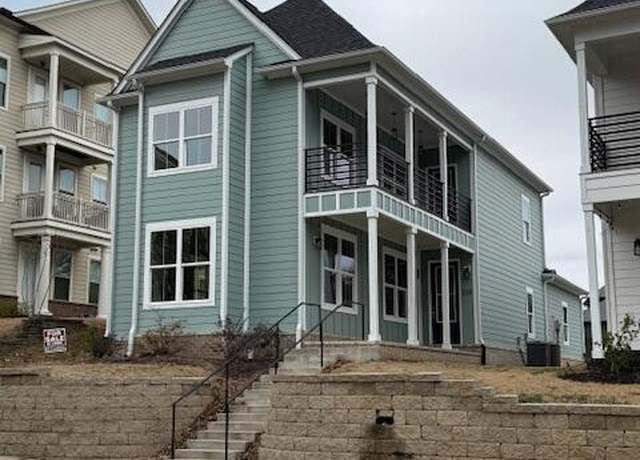 Property at 225 W Deaderick Street St, Jackson, TN 38301, 3 beds, 2.5 baths
