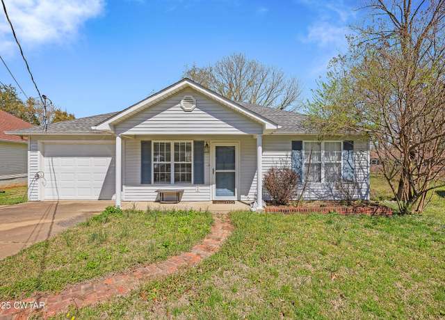 Property at 5176 Peachtree St, Milan, TN 38358, 3 beds, 2 baths