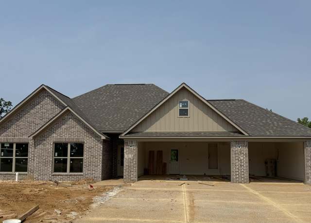 Property at 22 Peachwood Cv, Jackson, TN 38305, 3 beds, 2.5 baths