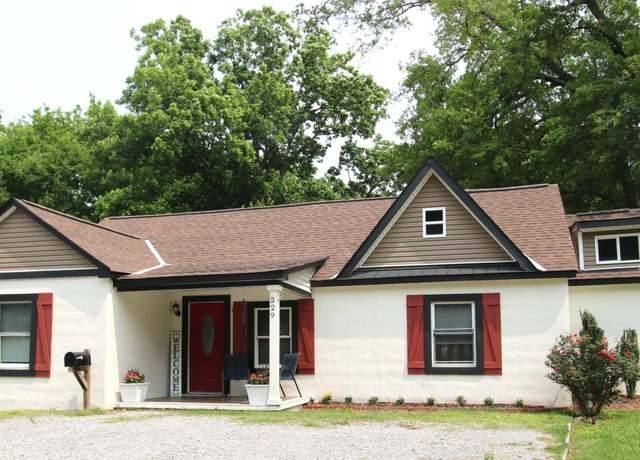 Property at 229 Hays Ave, Trenton, TN 38382, 4 beds, 3 baths