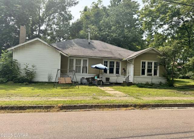 Property at 806 N Ury St, Union City, TN 38261