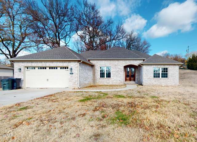 Property at 843 W Diane Ct, Dyersburg, TN 38024, 3 beds, 2 baths