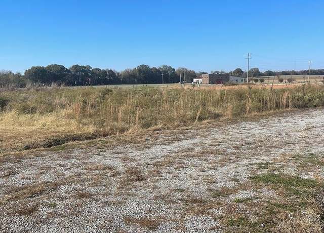 Property at 0000 Stonehaven Dr Lot 5 Dr, Bells, TN 38006
