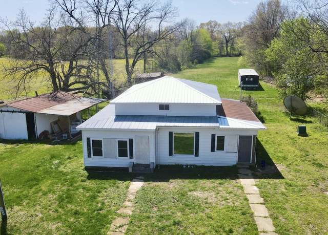Property at 3432 State Line Rd, Martin, TN 38237, 3 beds, 1 bath