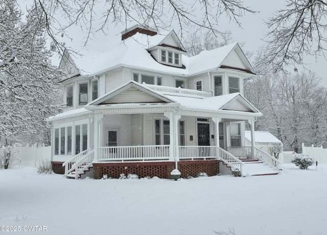 Property at 101 5th St, Jackson, TN 38301, 4 beds, 3 baths