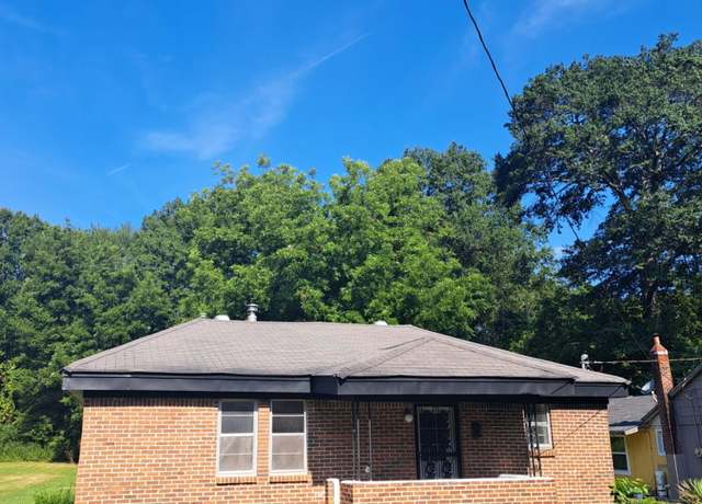 Property at 614 Hamilton St, Trenton, TN 38382, 3 beds, 1 bath