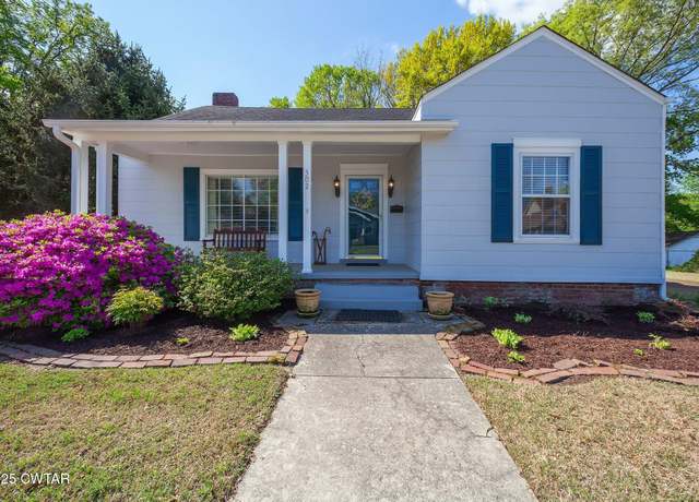 Property at 302 Walnut St, Jackson, TN 38301, 2 beds, 1 bath