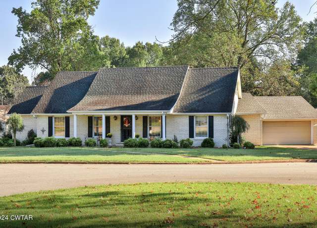 Property at 21 Broadfield Mnr, Trenton, TN 38382, 3 beds, 3 baths