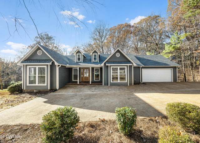 Property at 349 Pipkin Rd, Jackson, TN 38305, 3 beds, 2.5 baths