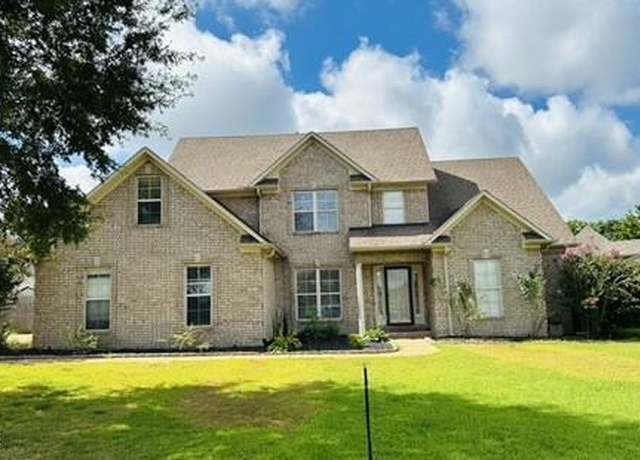 Property at 241 Stone Ridge Cv, Medina, TN 38355, 4 beds, 2.5 baths