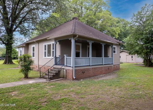 Property at 15 N Missouri St, Jackson, TN 38301, 2 beds, 2 baths