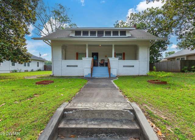 Property at 518 S Massachusetts St, Jackson, TN 38301, 3 beds, 1 bath