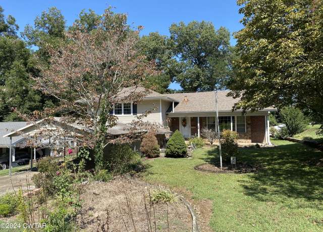 Property at 422 Forcum St, Dyersburg, TN 38024, 3 beds, 2 baths