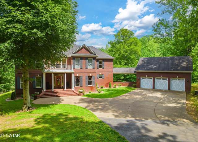 Property at 139 Jackson Ln, Lexington, TN 38351, 5 beds, 5.5 baths