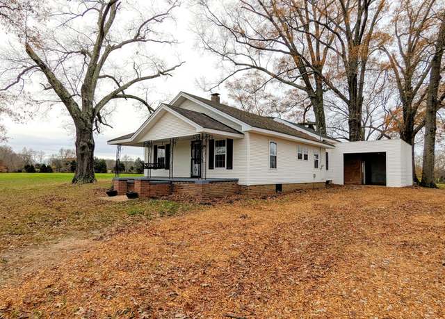 Property at 4210 Us-45, Pinson, TN 38366, 3 beds, 2 baths