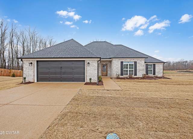 Property at 25 Haden Cv, Jackson, TN 38305, 4 beds, 2 baths