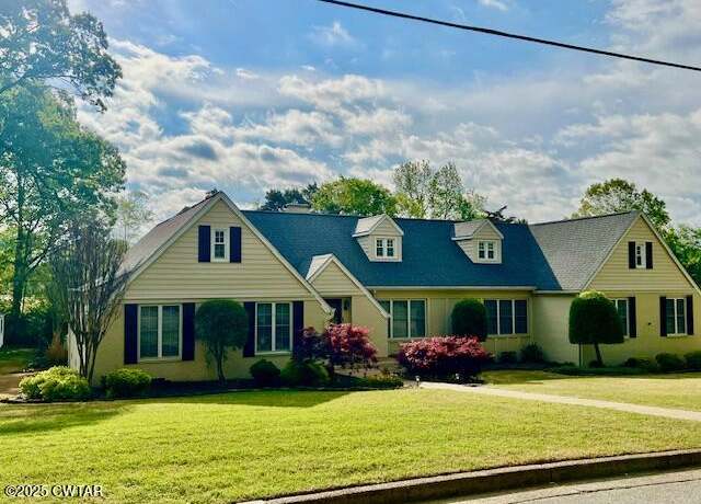Property at 770 Chalet Pl, Humboldt, TN 38343, 4 beds, 3.5 baths